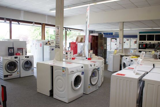 Impressionen von Dierking - Fachhandel für Werkzeuge, Haushaltswaren, Elektroartikel und Kaminöfen in Rodenwald