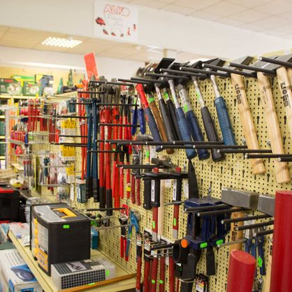 Impressionen von Dierking - Fachhandel für Werkzeuge, Haushaltswaren, Elektroartikel und Kaminöfen in Rodenwald